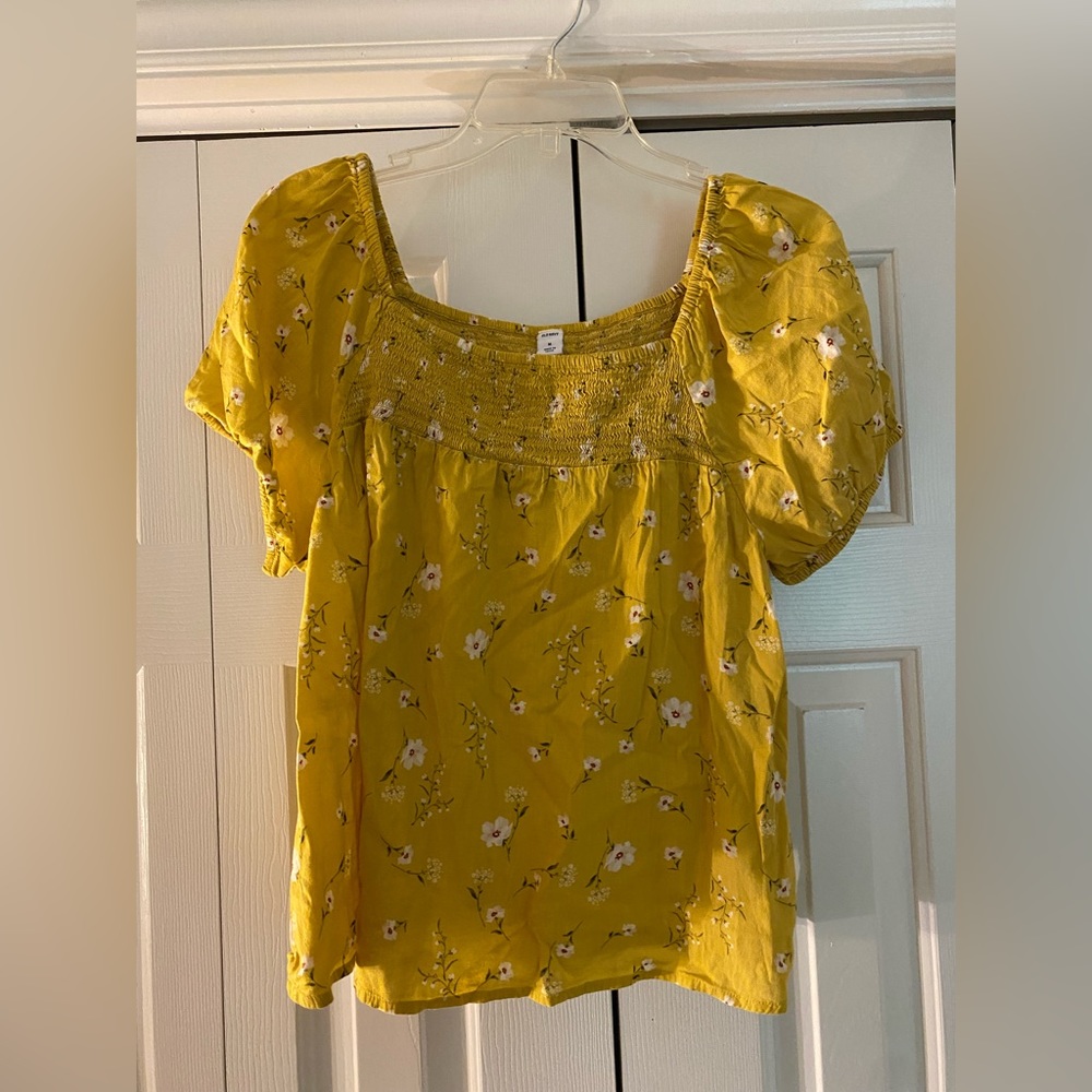 Old Navy Blouse size M